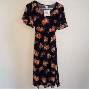 Isabel Maternity Floral MIDI Dress flutter sleeve size medium NWT